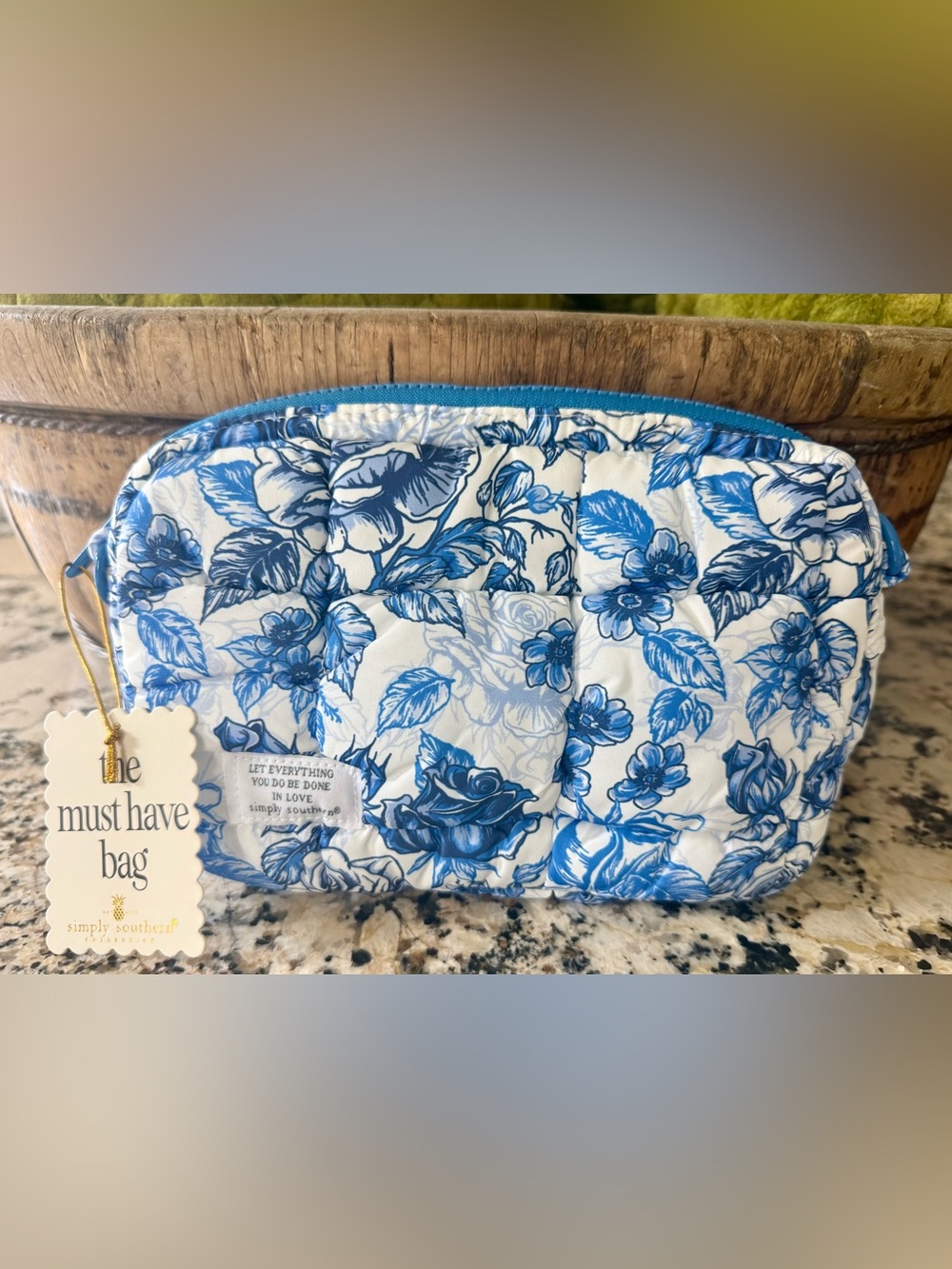 NWT Blue/White Rose Print Puffer Crossbody Bag by Simply Southern
